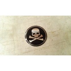 pegatina_pirata_calavera
